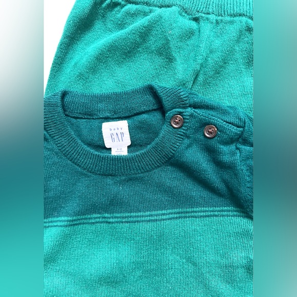 Gap Baby Green Sweater Set - Picture 2 of 4
